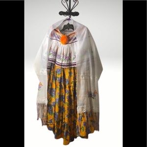 🌹New Unique Beautiful Panamanian dress